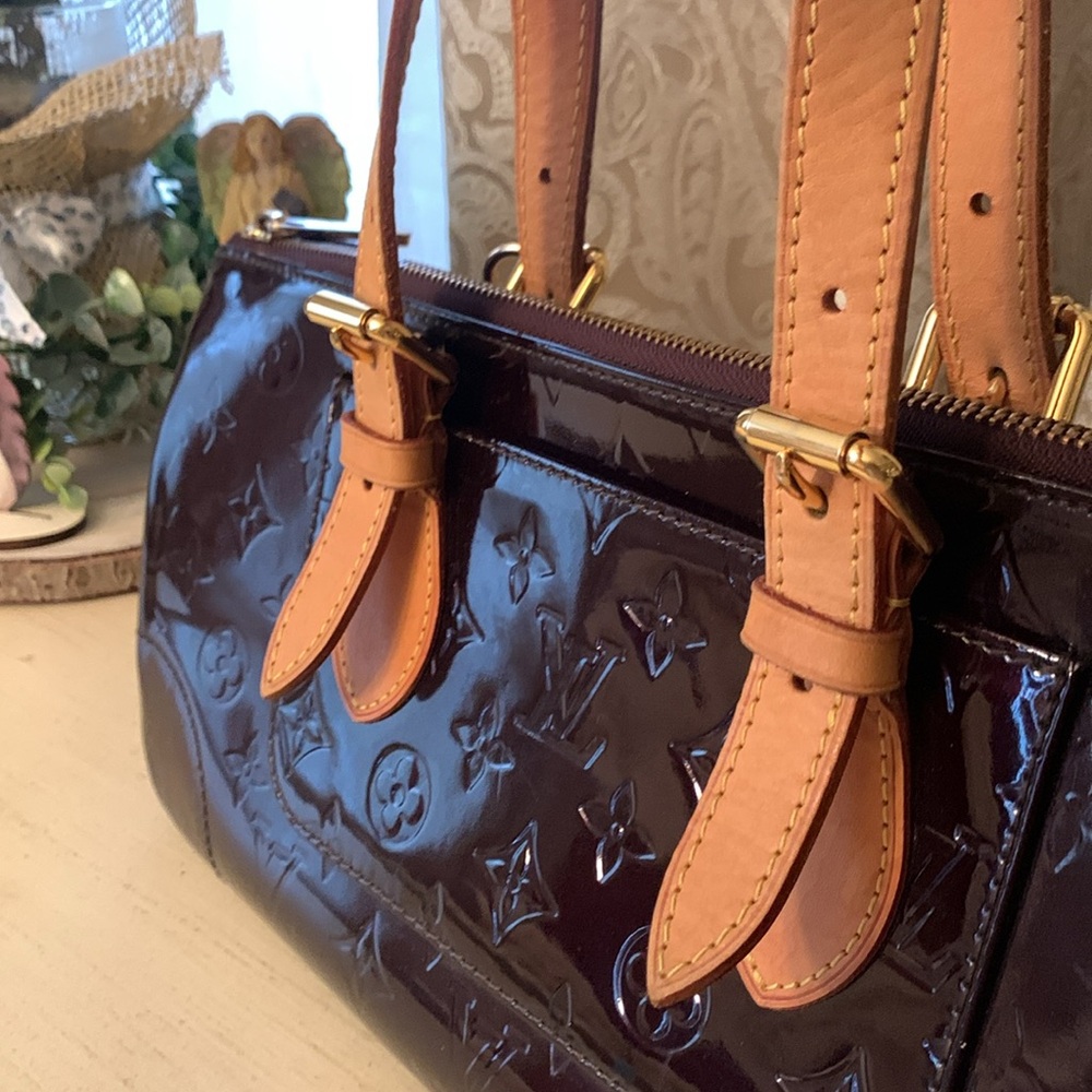 Louis Vuitton Burgundy and Tan Shoulder Bag - Picture 1 of 15